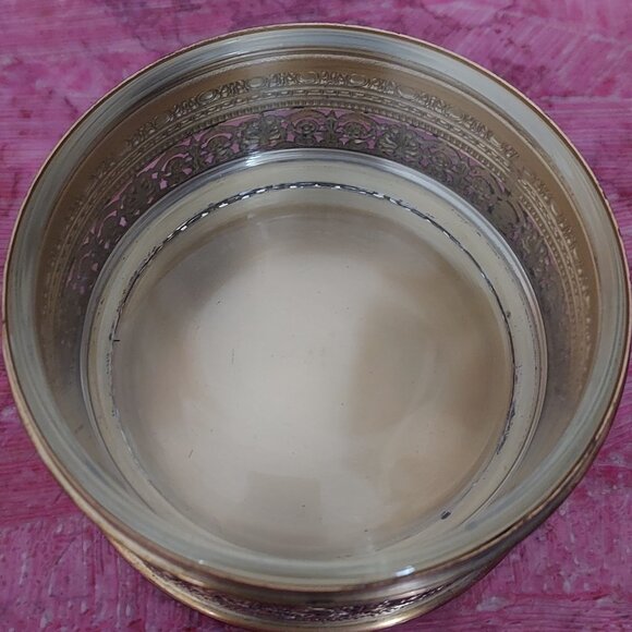 Vtg Apollo Gold Tone Metal Filigree Jewelry Box with Glass Top with Design - Picture 10 of 16